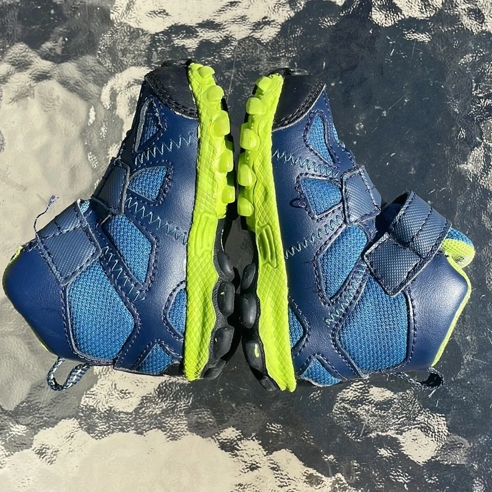 Columbia Peakfreak XCRSN Mid Children Hiking Boots